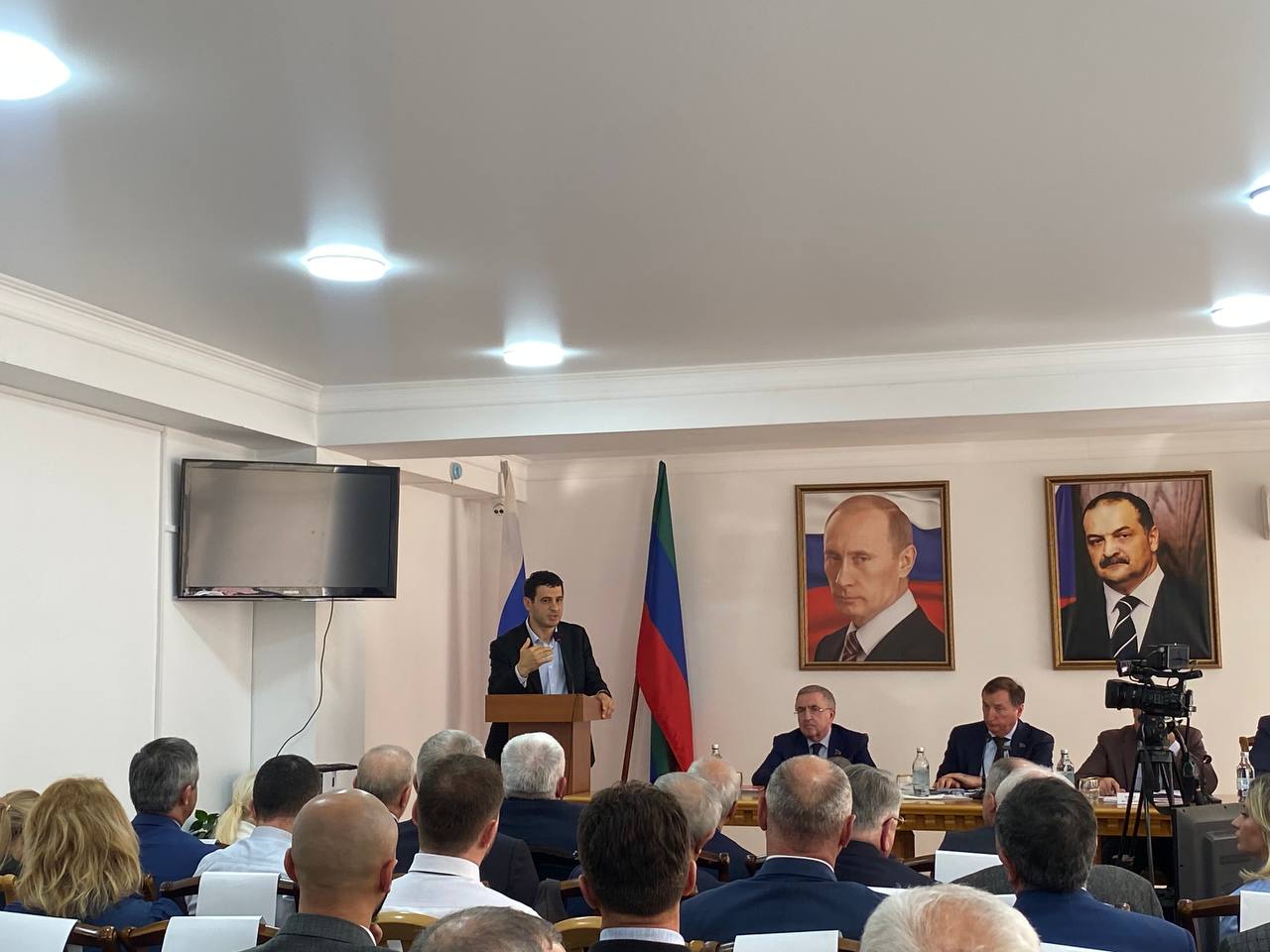 Выездное заседание Президиума Народного собрания Дагестана прошло в Унцукульском районе